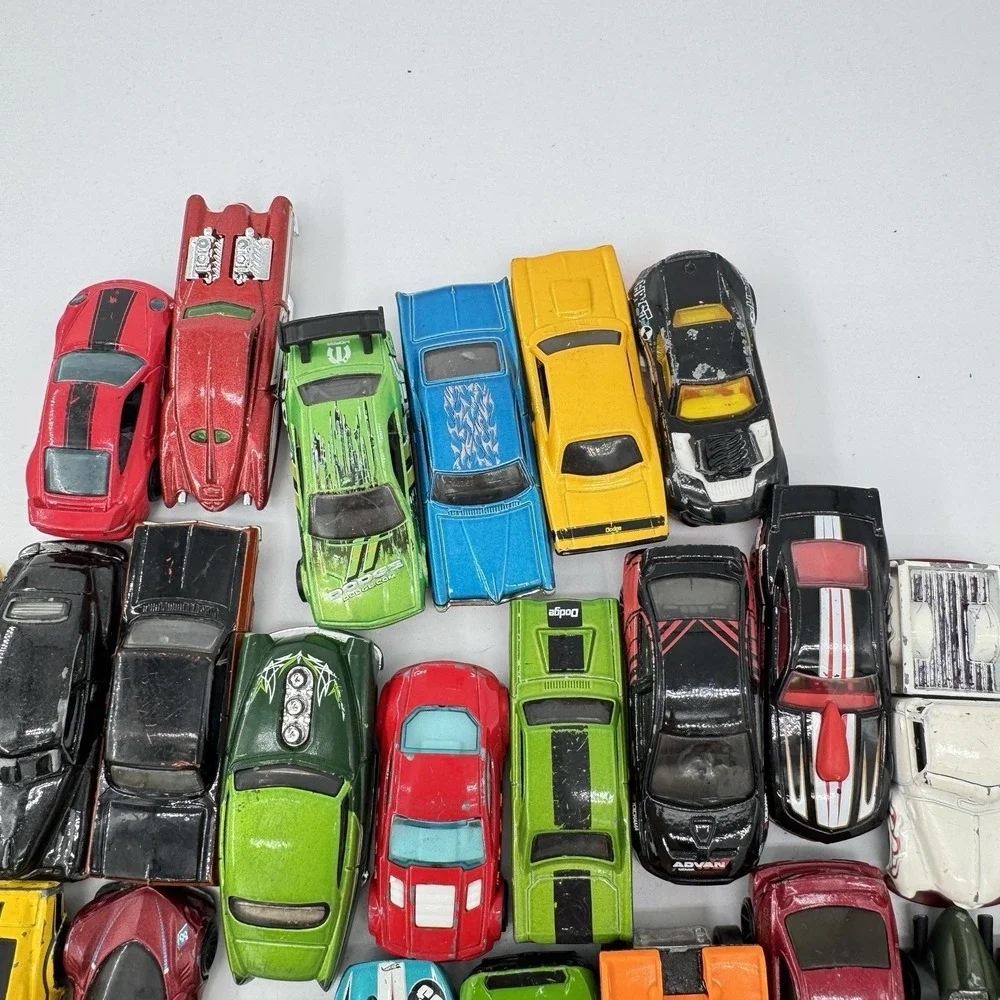 Hot Wheels Diecast Car Lot Of‎ 47 Mattel 2000s 1:64 Mixed Models Toy Cars VTG